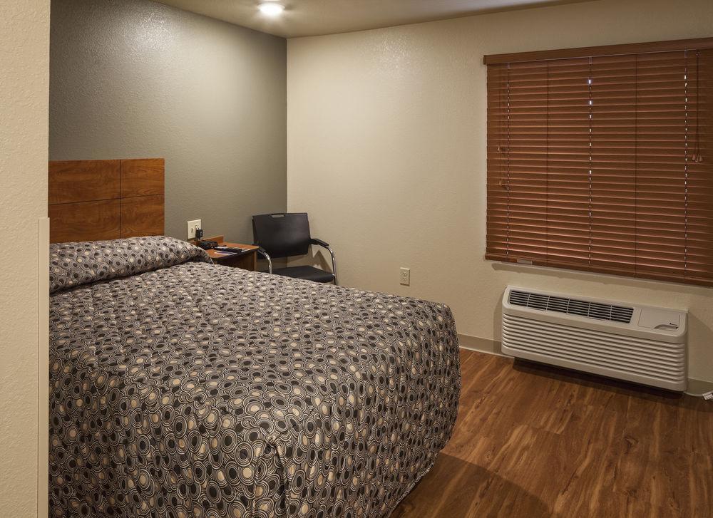 Woodspring Suites Lincoln Northeast I-80 Exterior photo